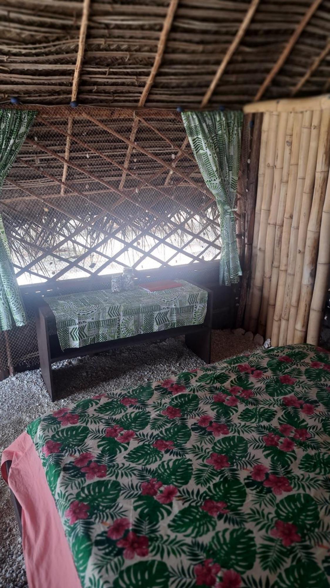 Mahana Tua Lodge Huahine Fare Exterior photo