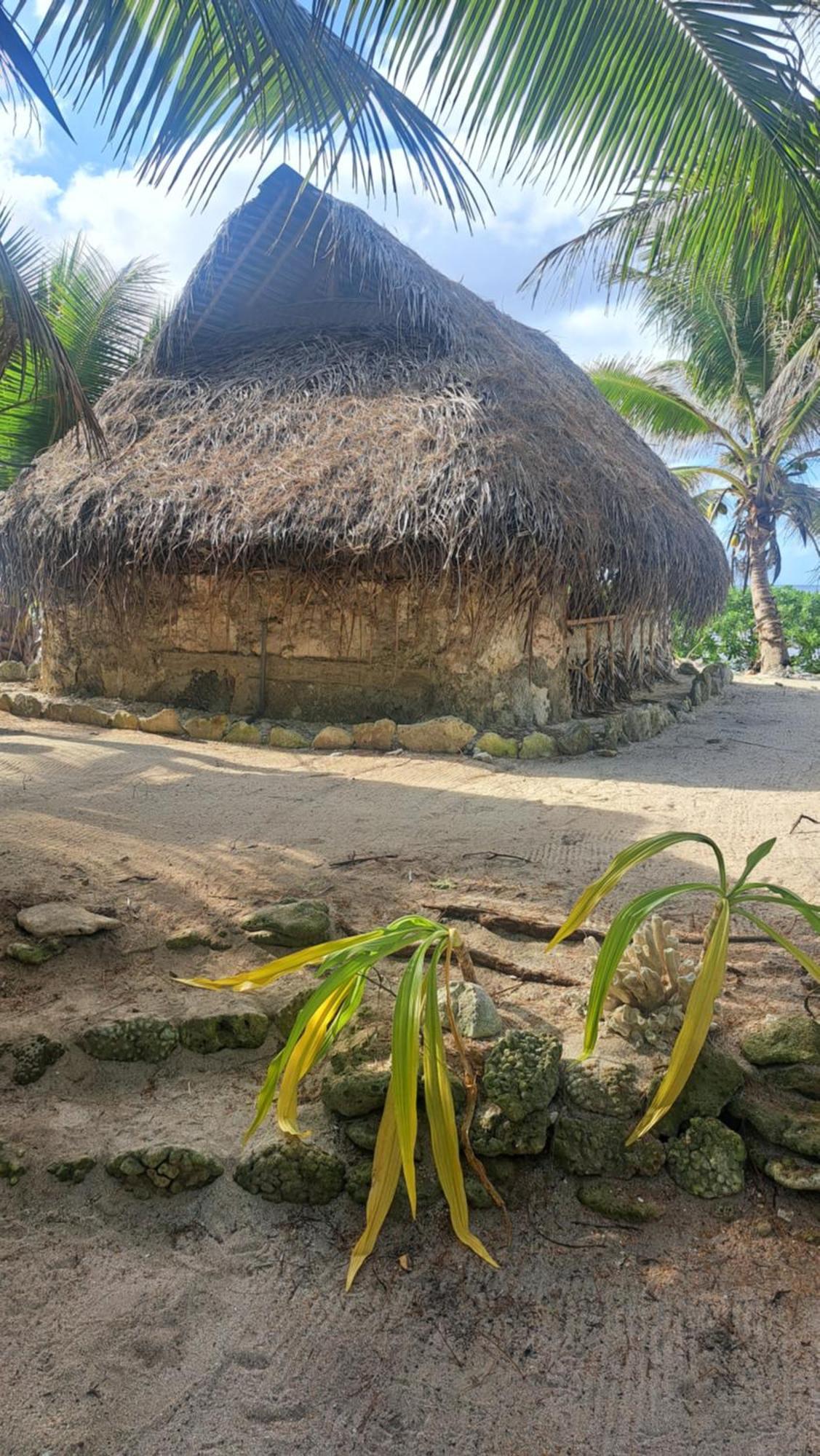 Mahana Tua Lodge Huahine Fare Exterior photo
